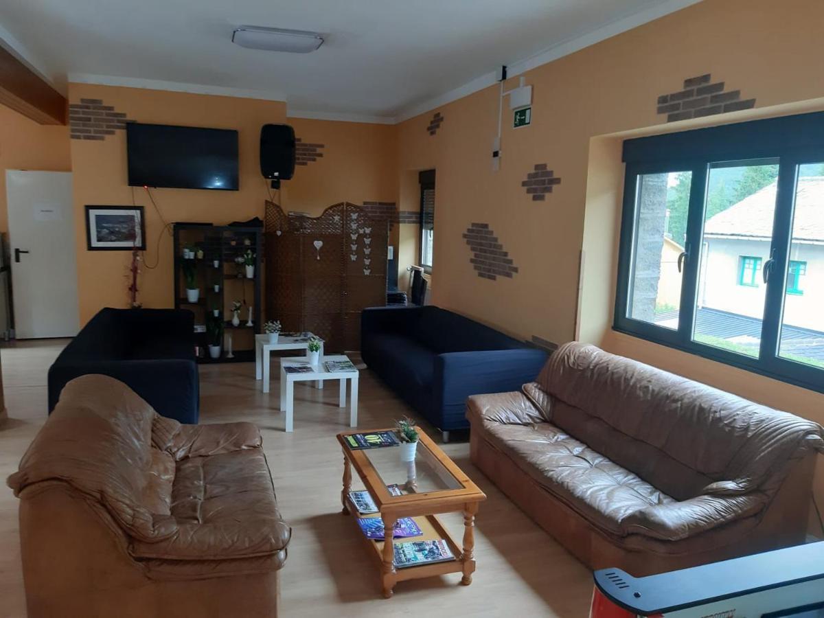 El Cordal De Laciana Caboalles de Abajo Esterno foto